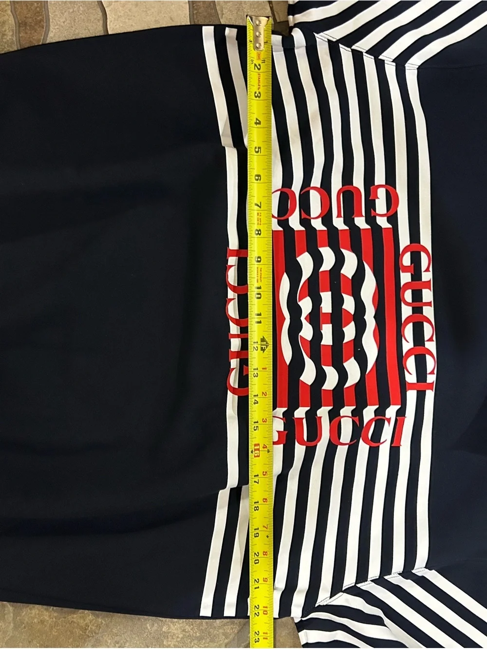 Men's Gucci 100% cotton logo print sweatshirt size large made in Italy NWT